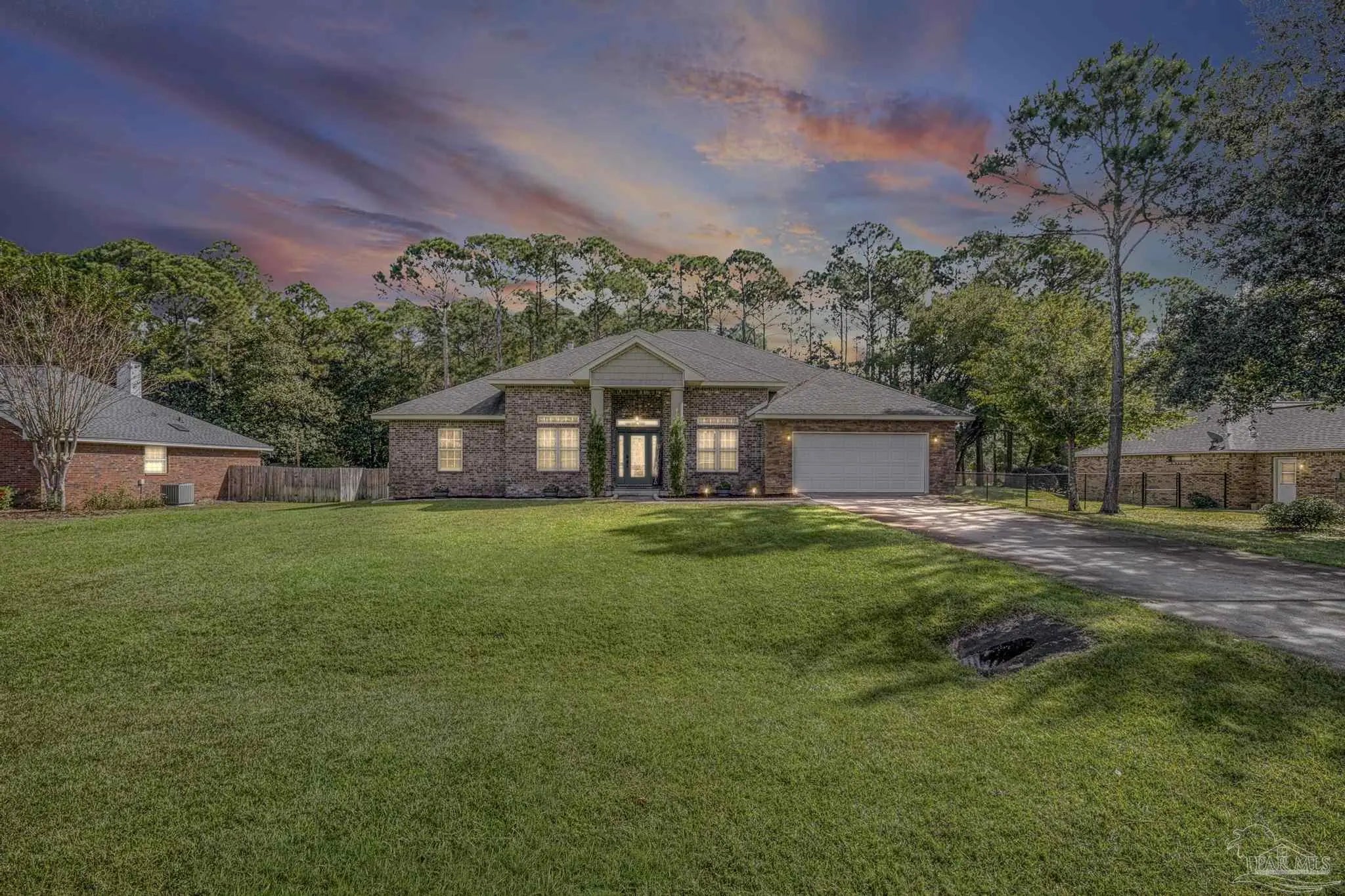 Photo of Listing #672263