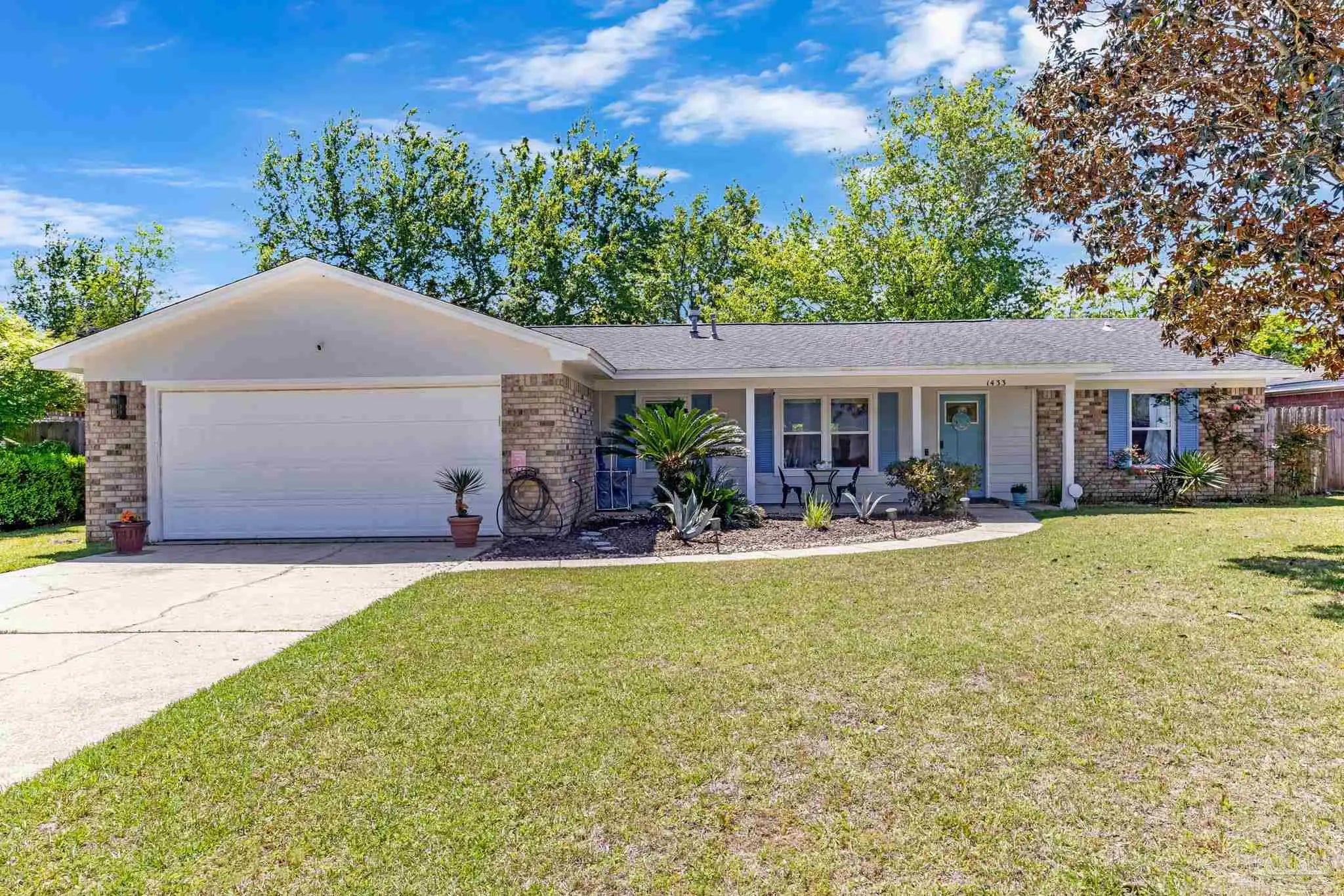 Photo of Listing #681037