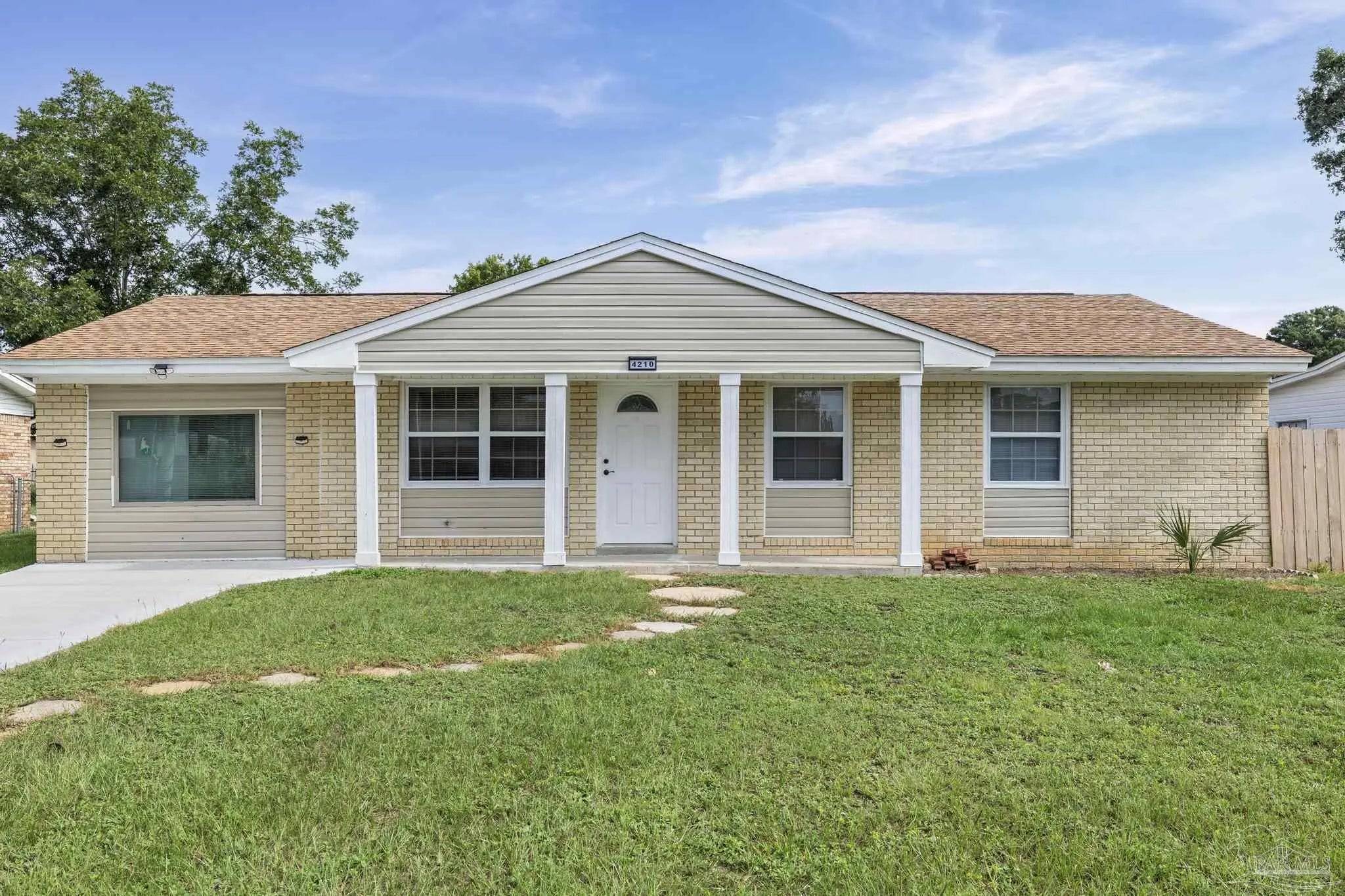 Photo of Listing #670114