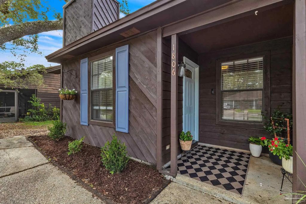 1806 San Dollar Cir, Pensacola