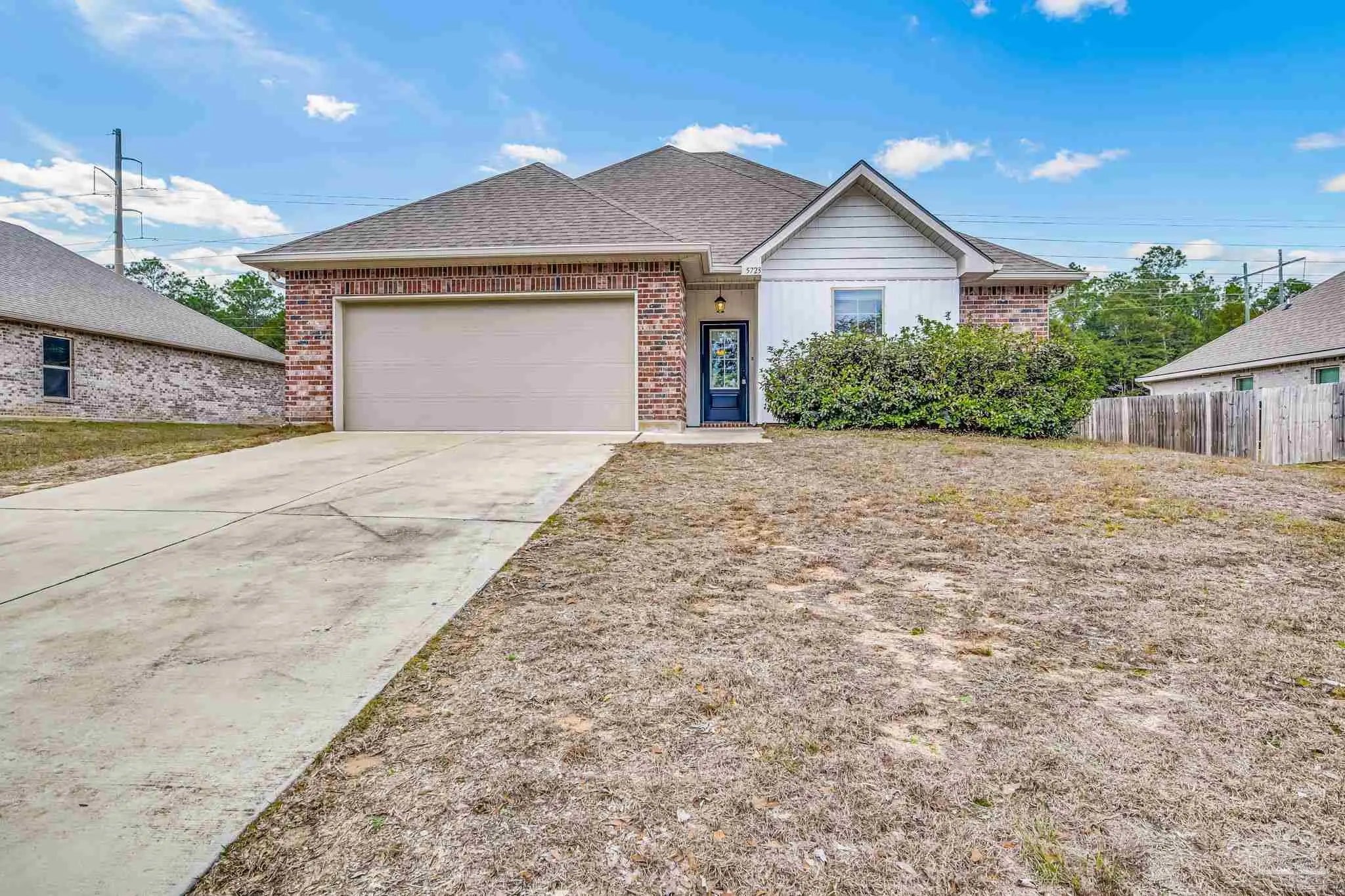 Photo of Listing #674571