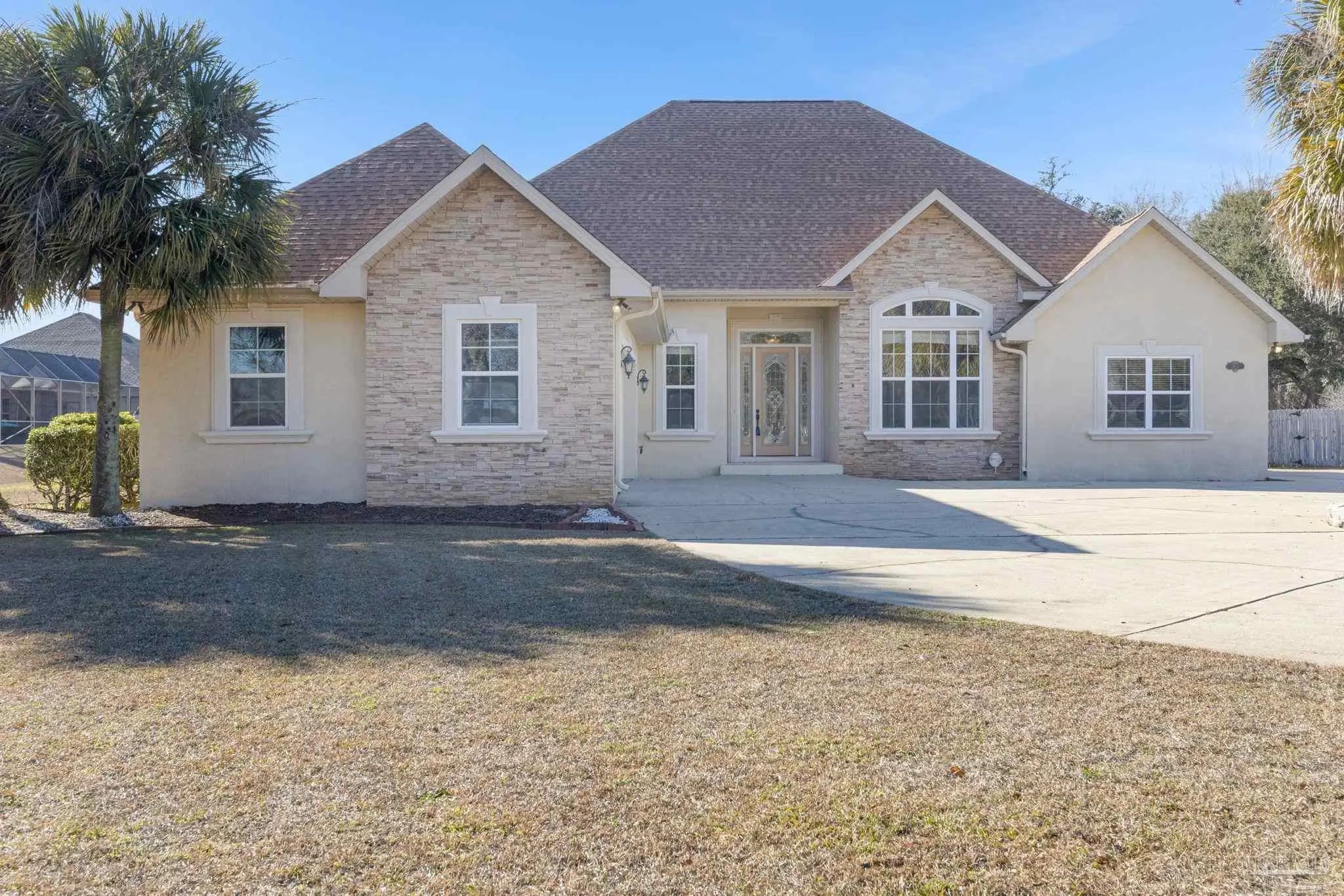 Photo of Listing #677092