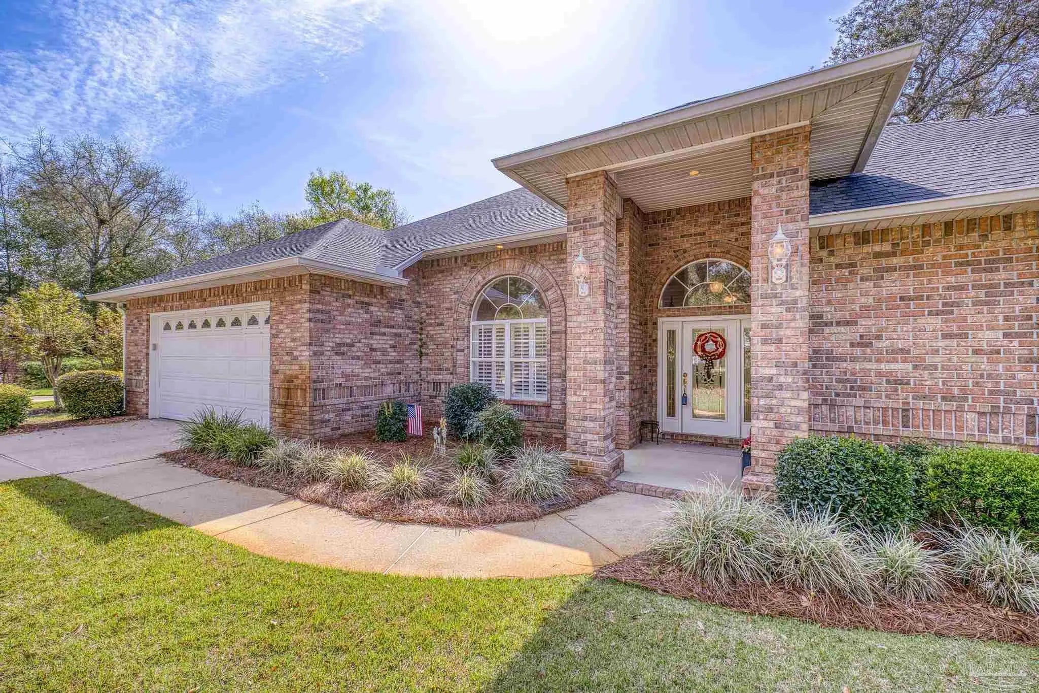 Photo of Listing #680173