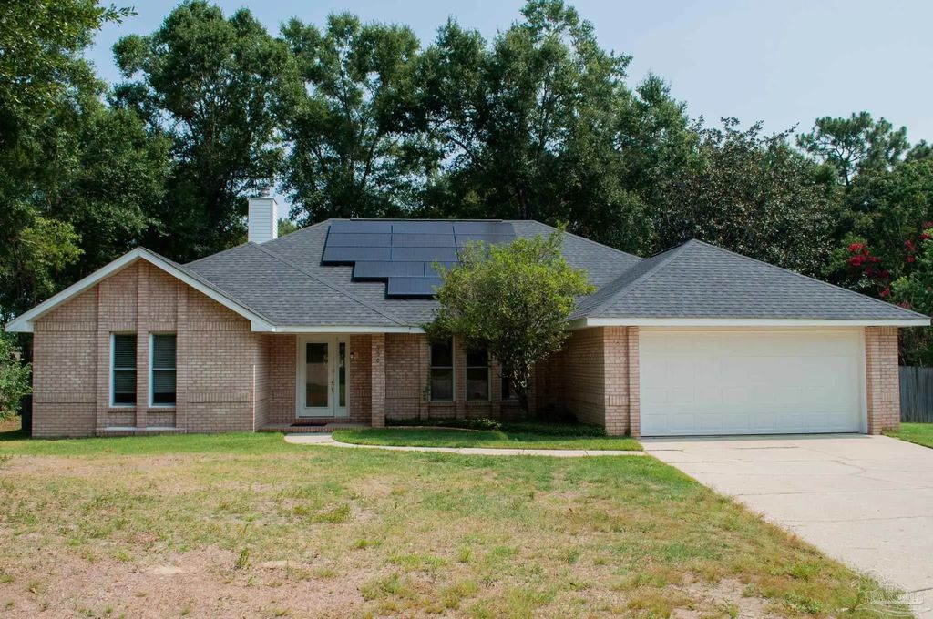 950 Shadow Ridge Dr, Pensacola
