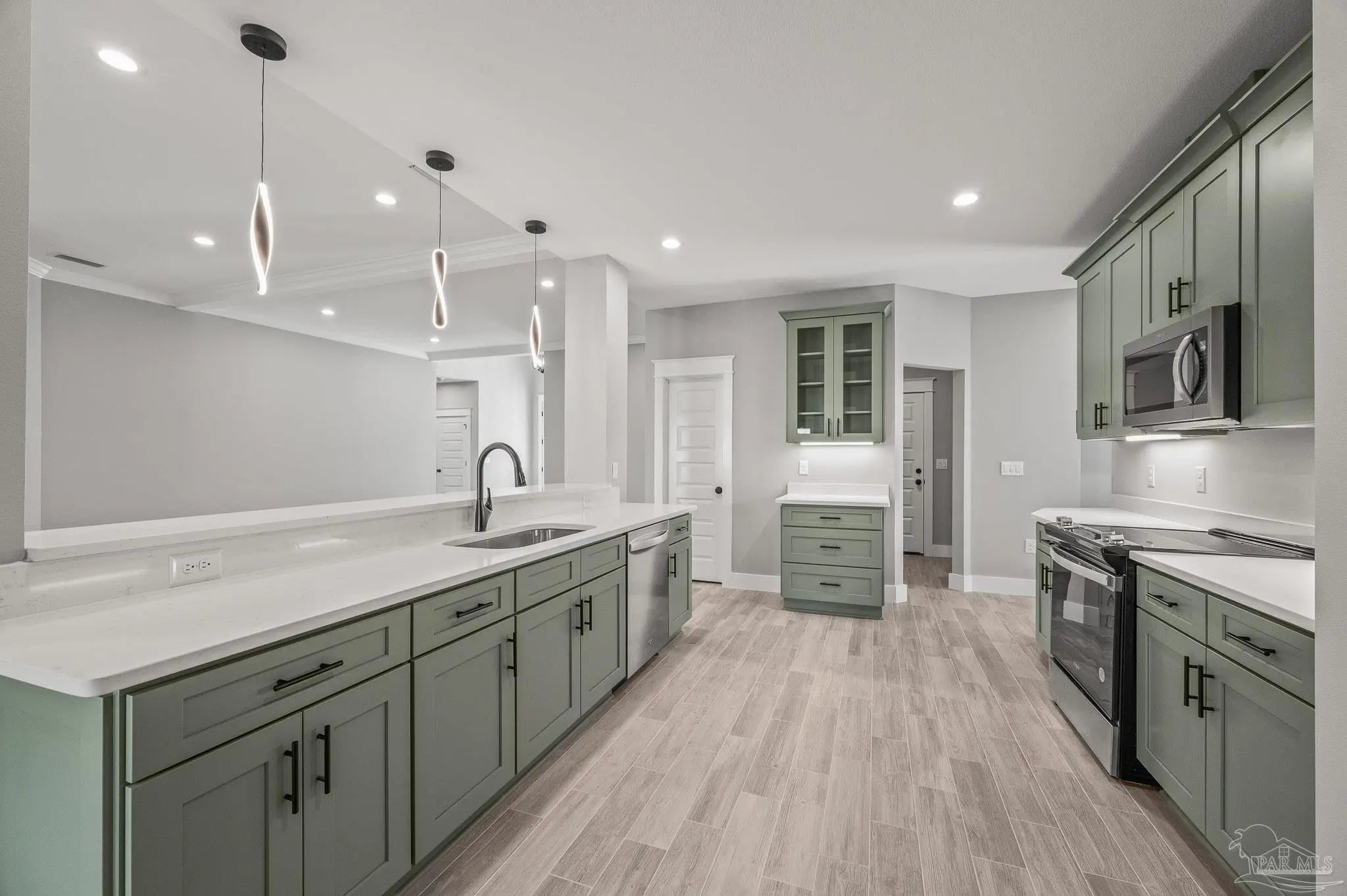 Photo of Listing #665039