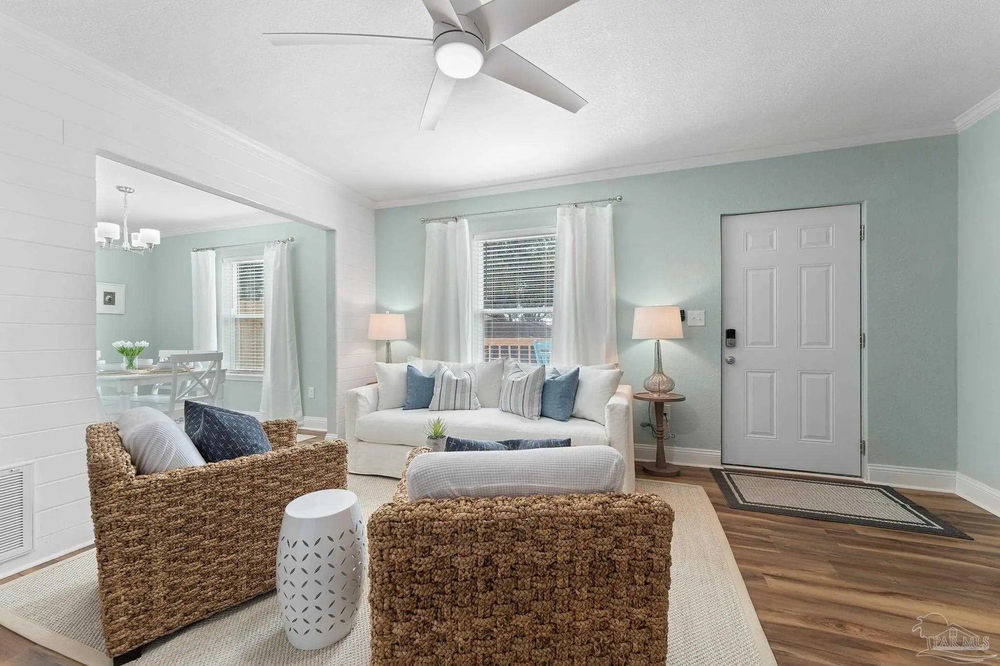 Photo of Listing #674067