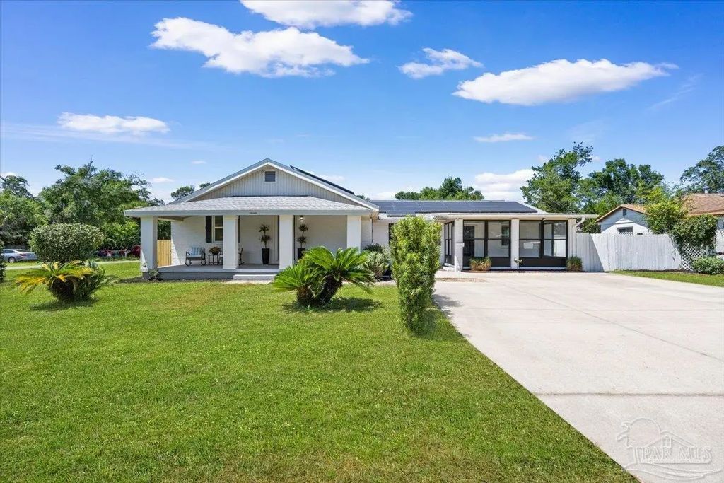 3100 E Lloyd St, Pensacola
