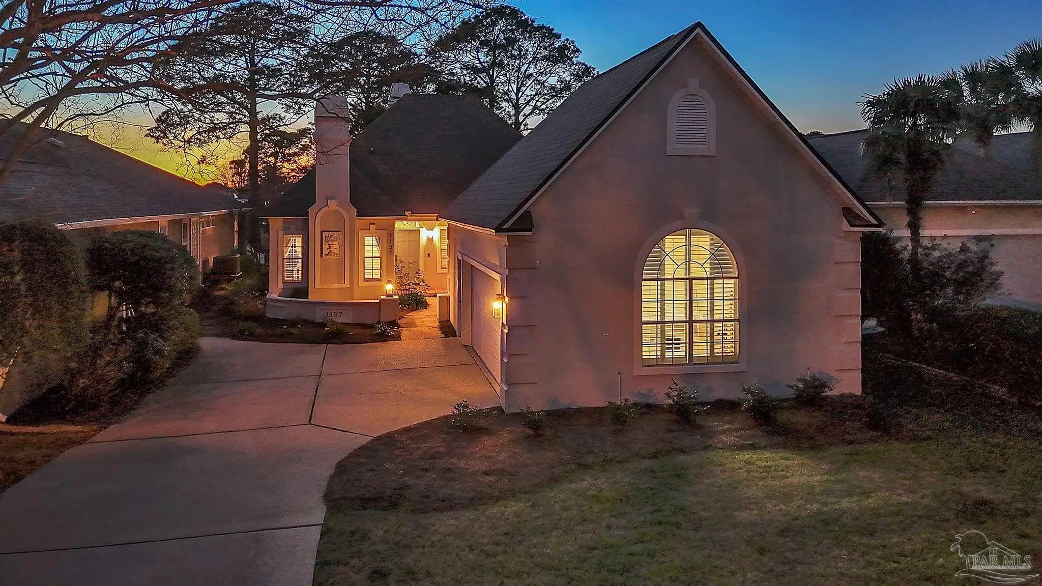 Photo of Listing #676509