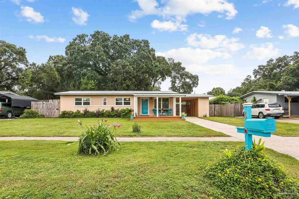 6 Gamwell Rd, Pensacola
