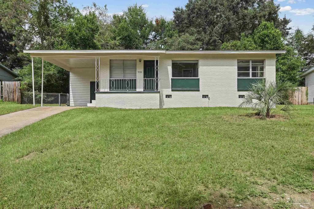 908 Blue Springs Dr, Pensacola
