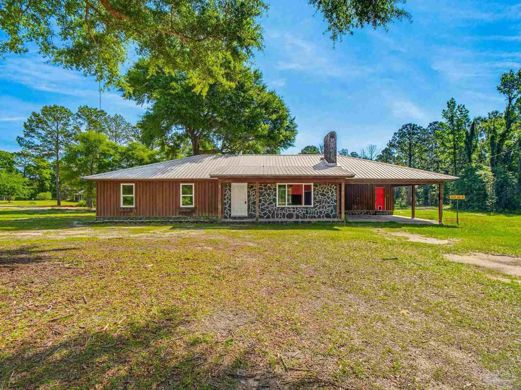 4940 Dawson Rd, Century