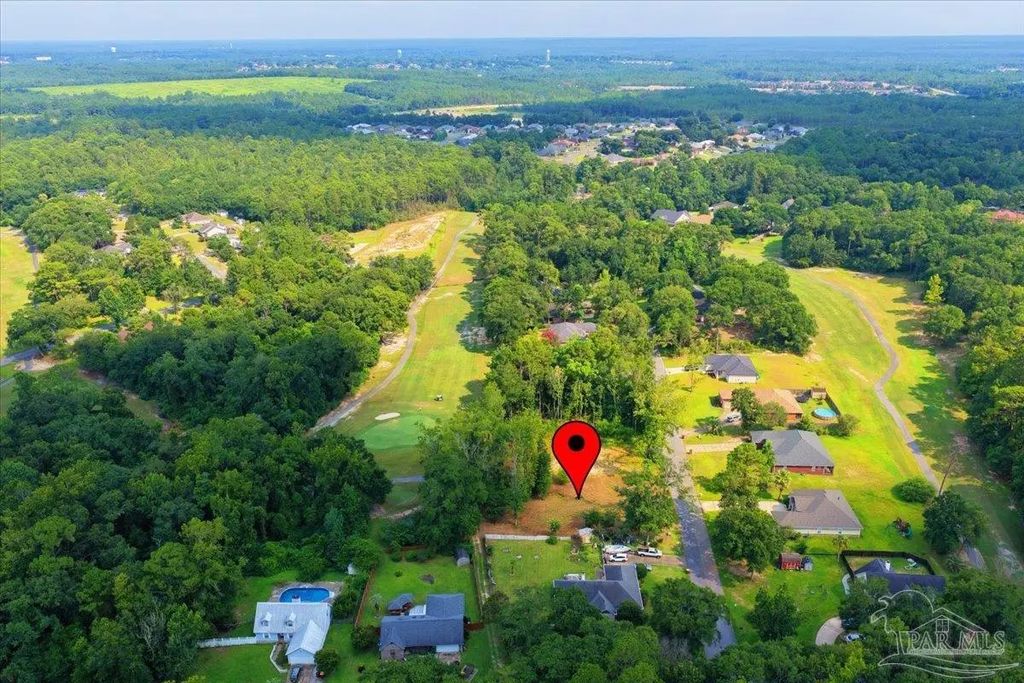 104 Par Ct, Crestview