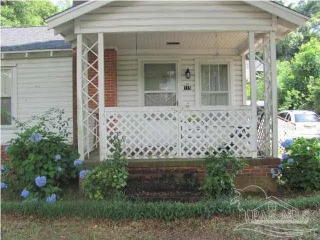 Photo of Listing #675076