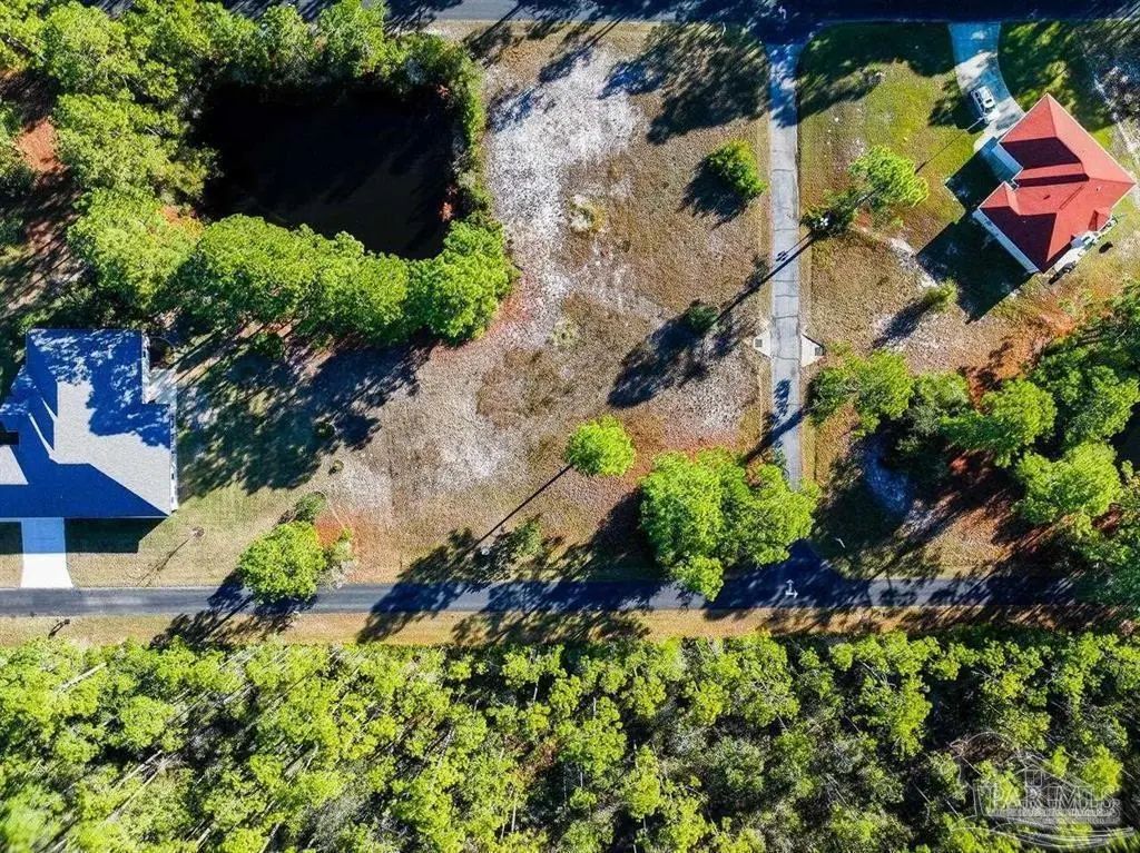 1810 W Smugglers Cove Dr, Gulf Breeze