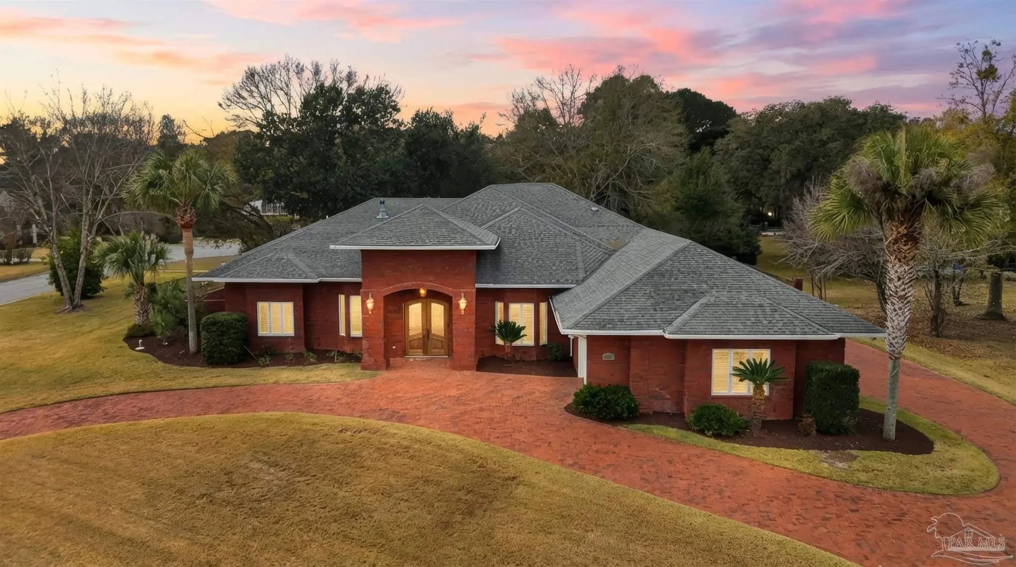 Photo of Listing #678033