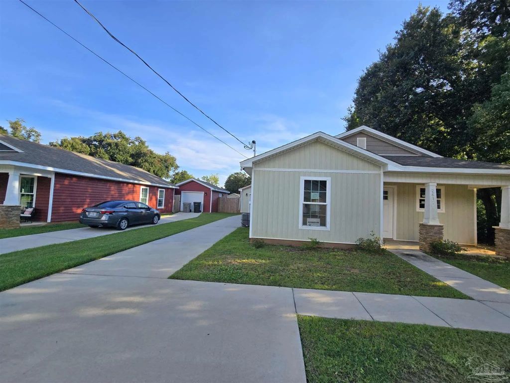 2617 W Leonard St, Pensacola