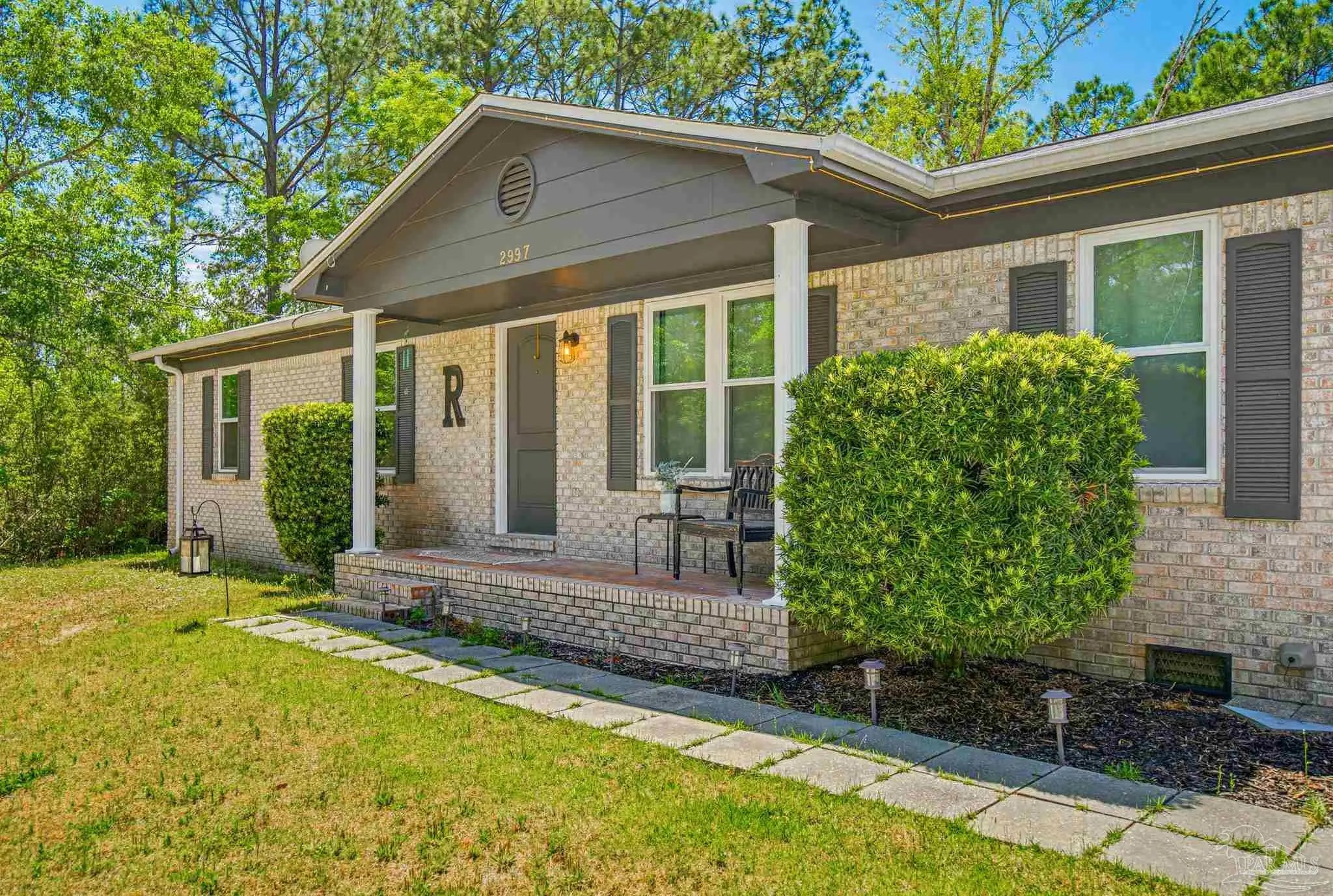 Photo of Listing #680395