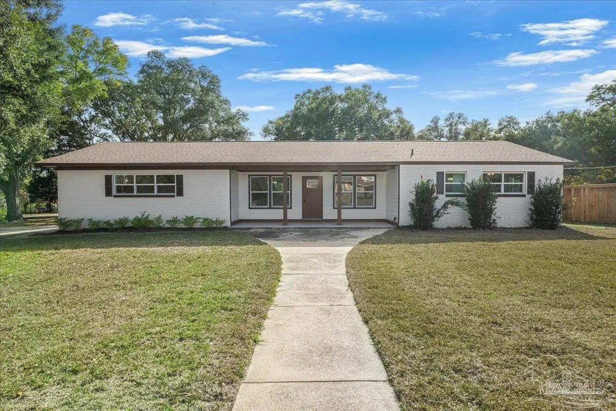 Photo of Listing #675220