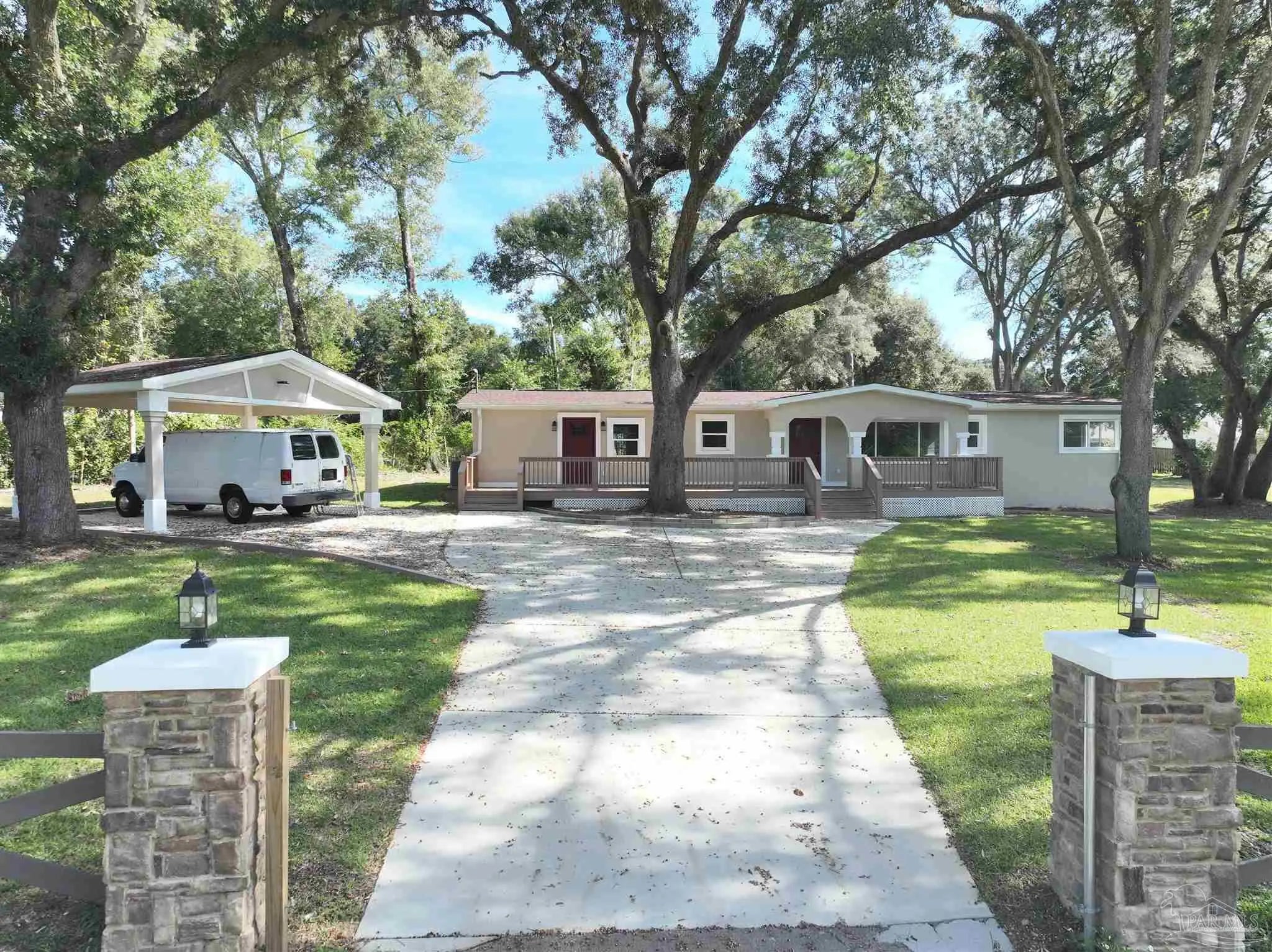 Photo of Listing #672778