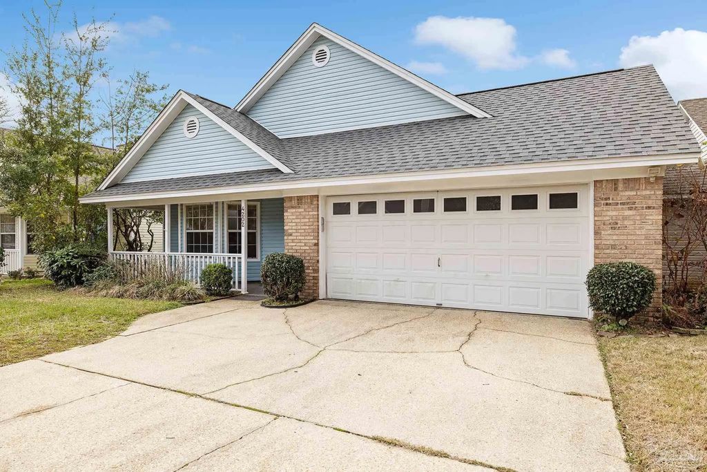 4202 Spanish Trail Pl, Pensacola