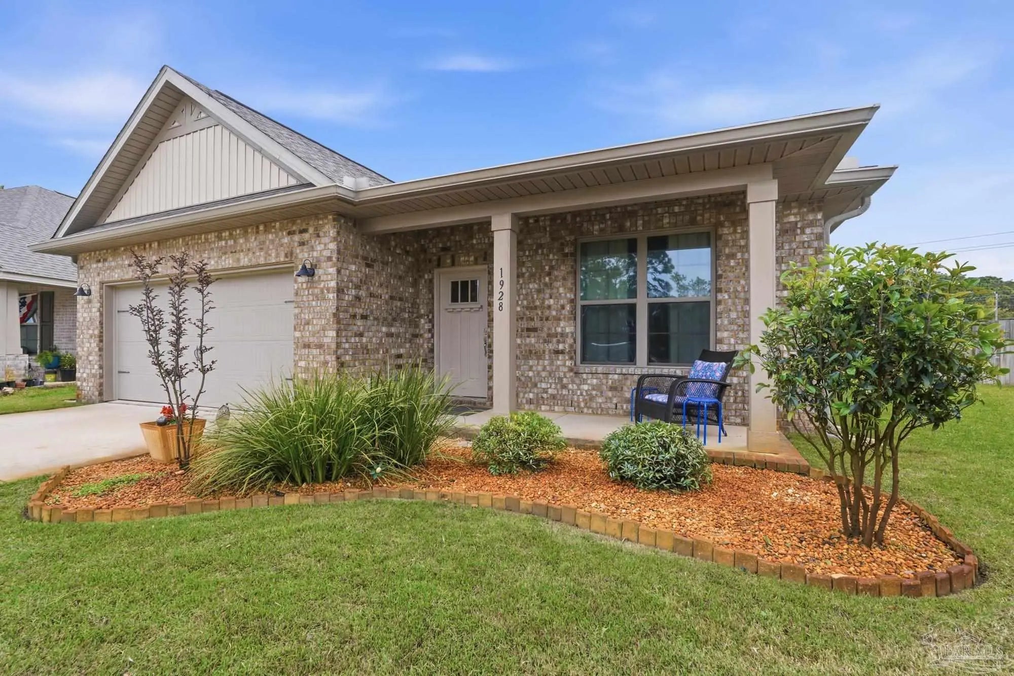 Photo of Listing #679931