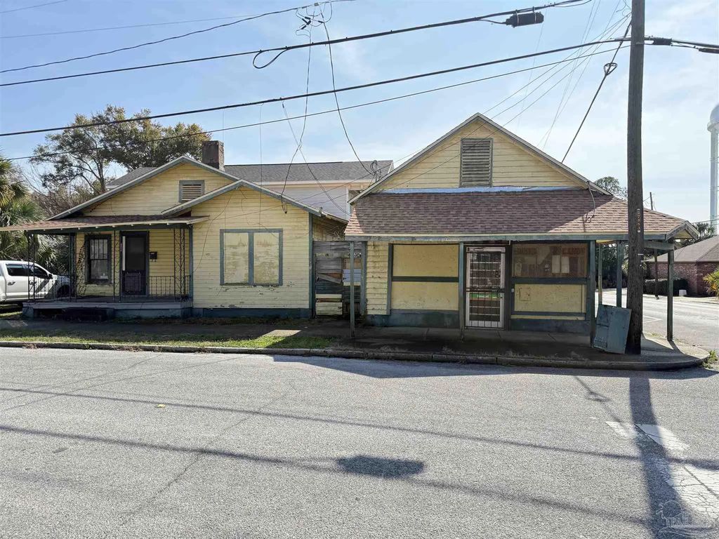 127 W Belmont, Pensacola