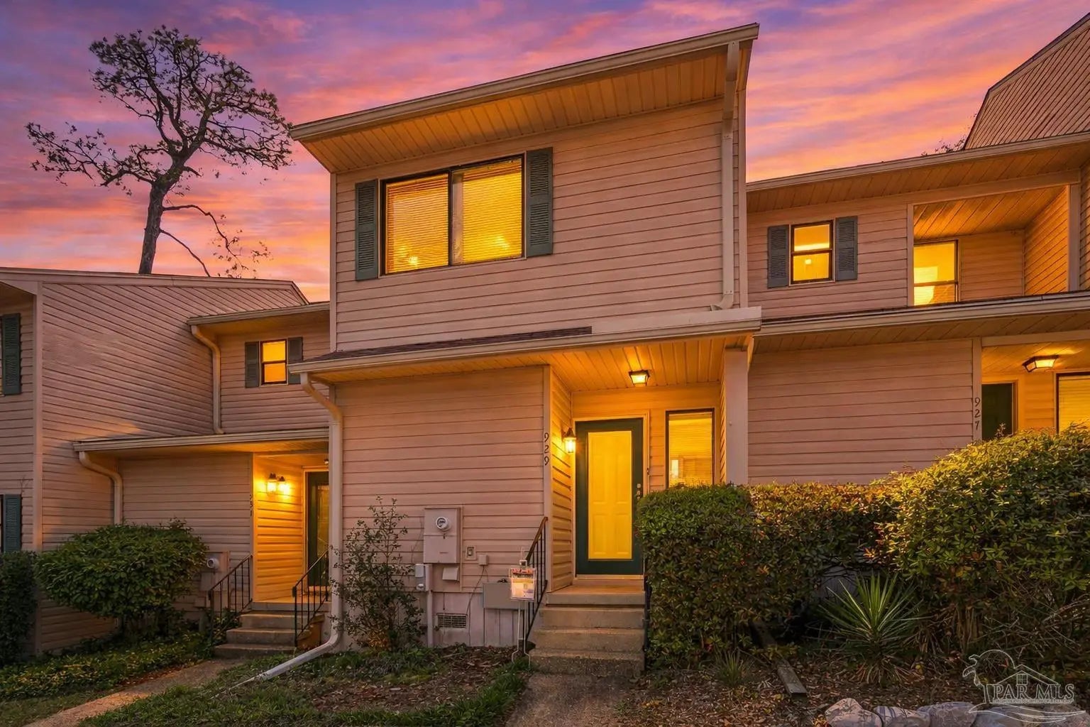 Photo of Listing #679199