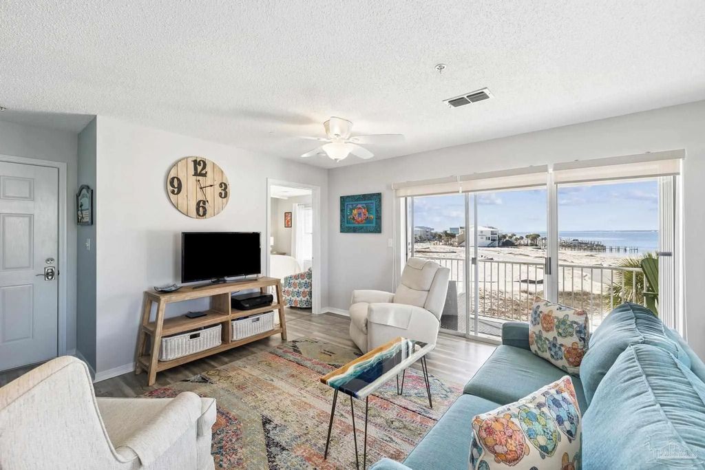 7464 Sunset Harbor Dr #133, Navarre