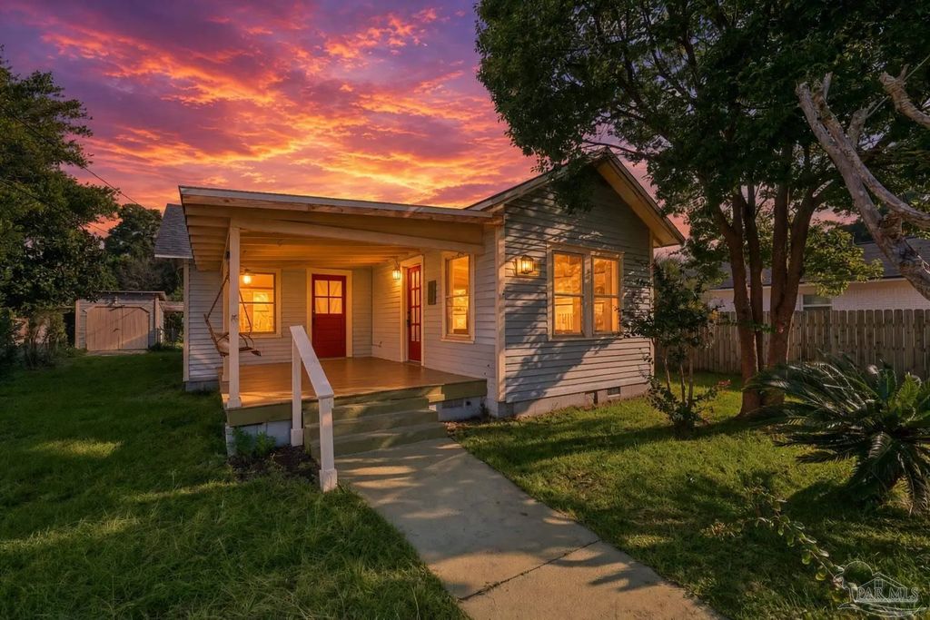 1514 E Bobe St, Pensacola