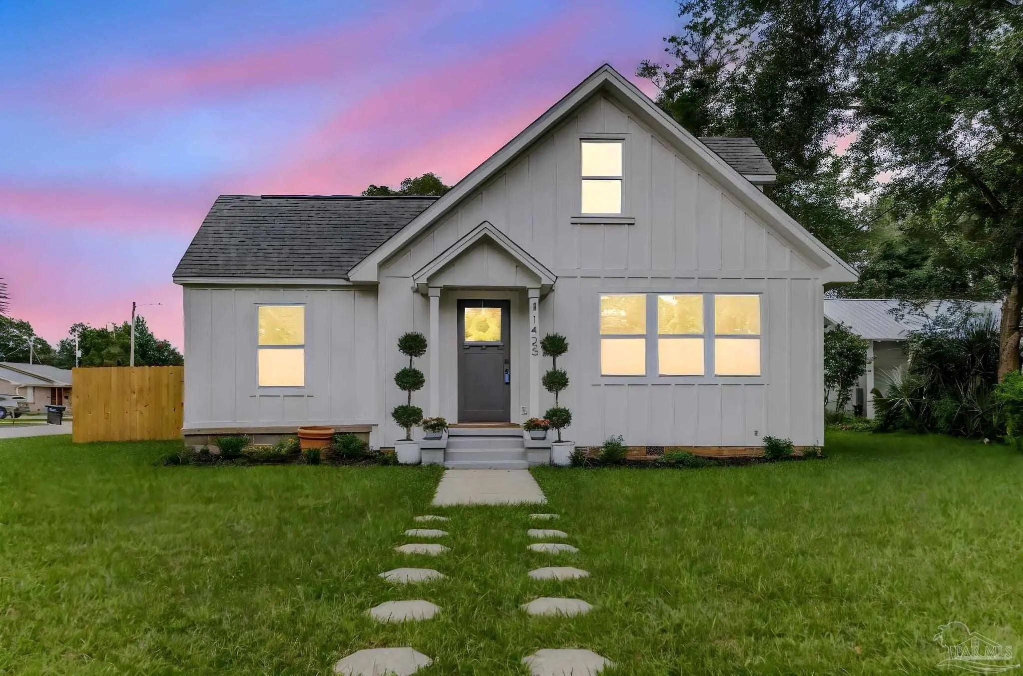 Photo of Listing #668005