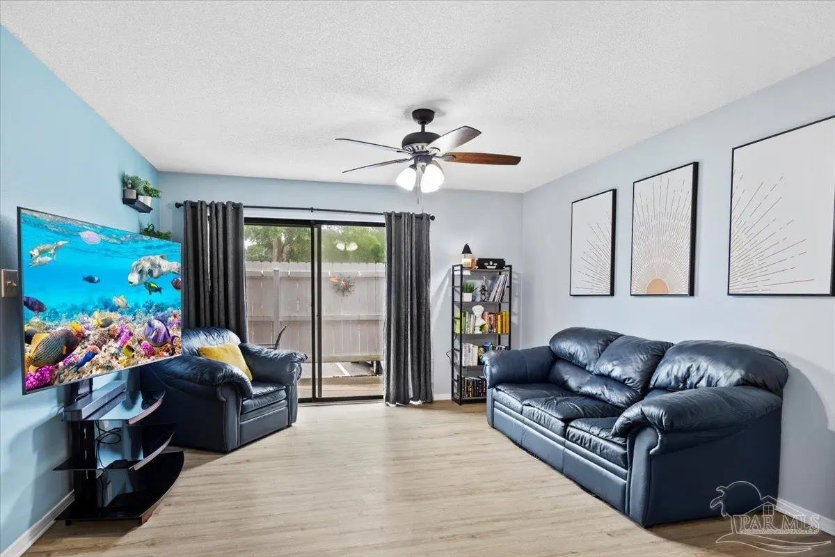 Photo of Listing #668994