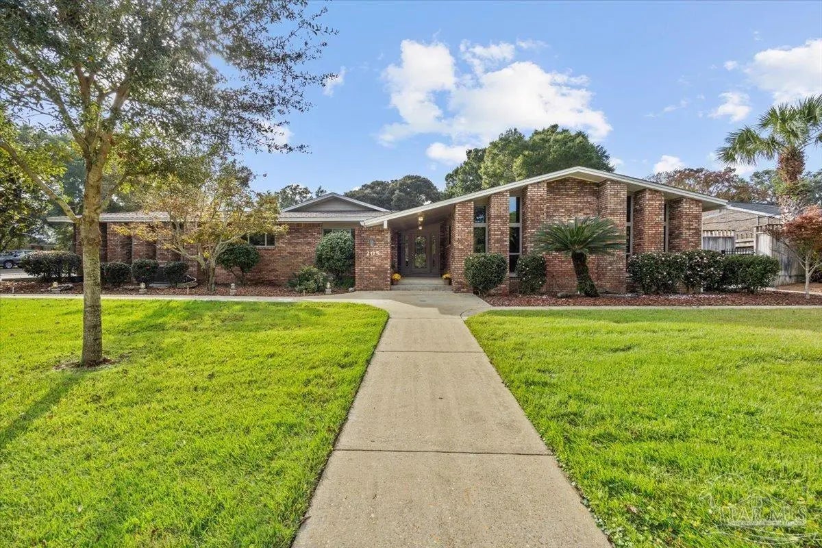 Photo of Listing #674307