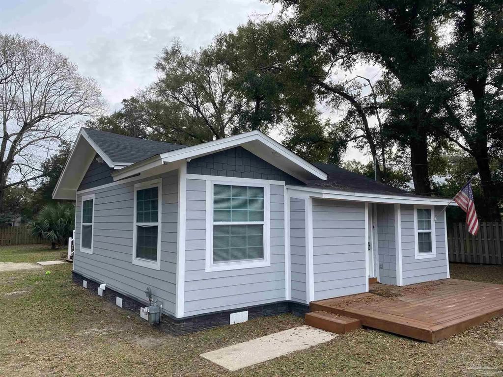 117 Bayliss Ct, Pensacola