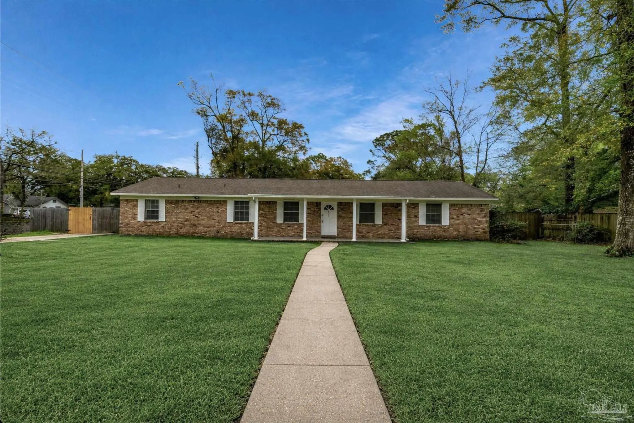 Photo of Listing #678801