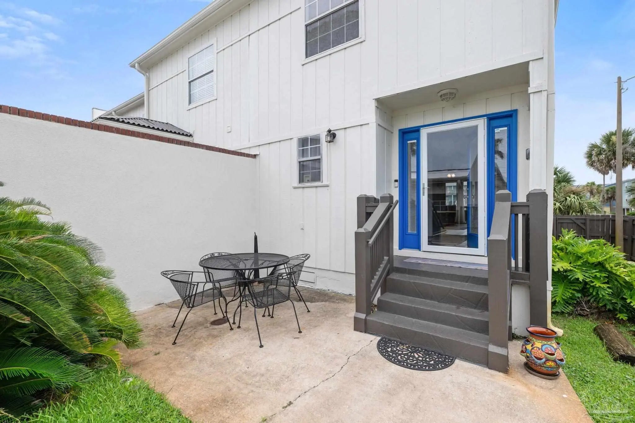 Photo of Listing #666368