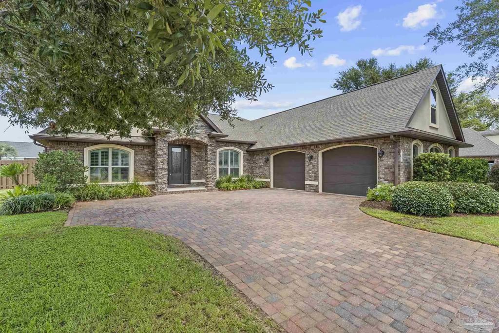 5180 Sandy Shores Dr, Gulf Breeze