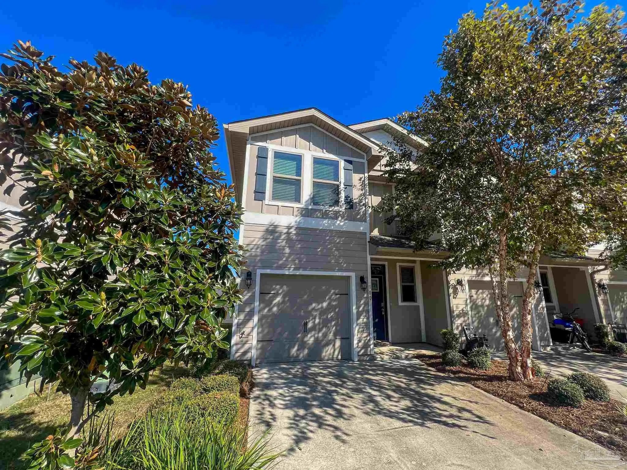 Photo of Listing #672208