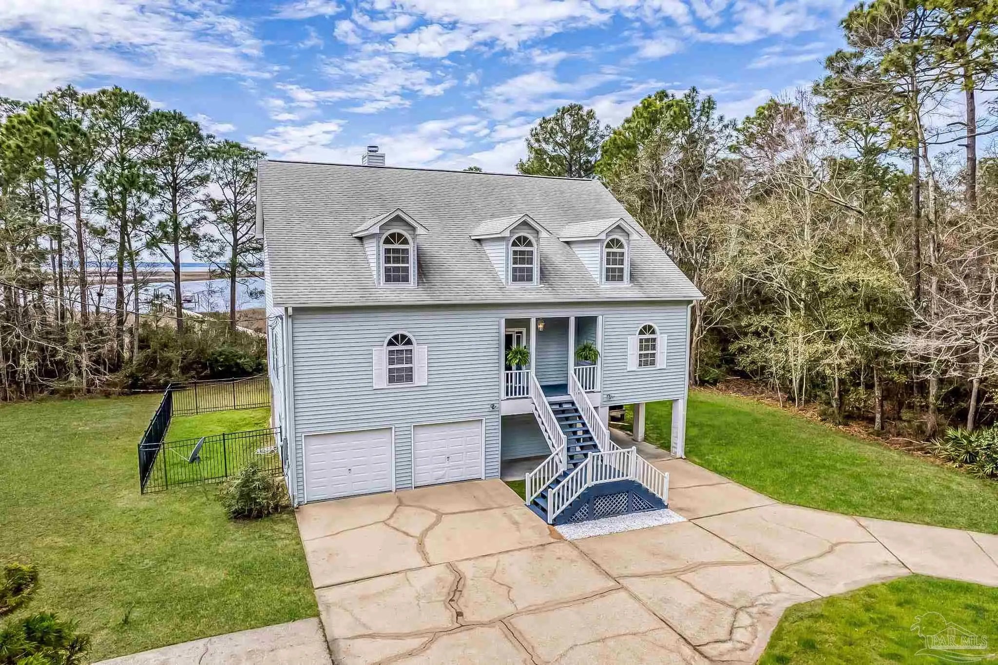 Photo of Listing #675910