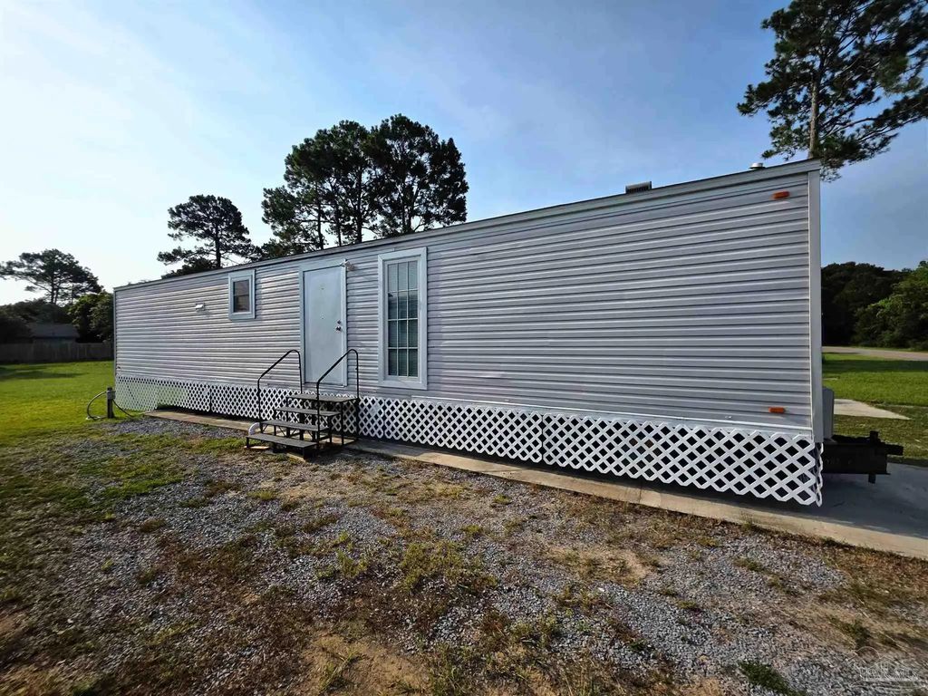8676 Sharon Ln #3, Pensacola