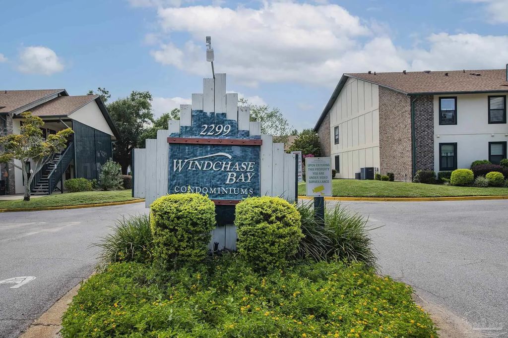 2299 Scenic Hwy #n3, Pensacola
