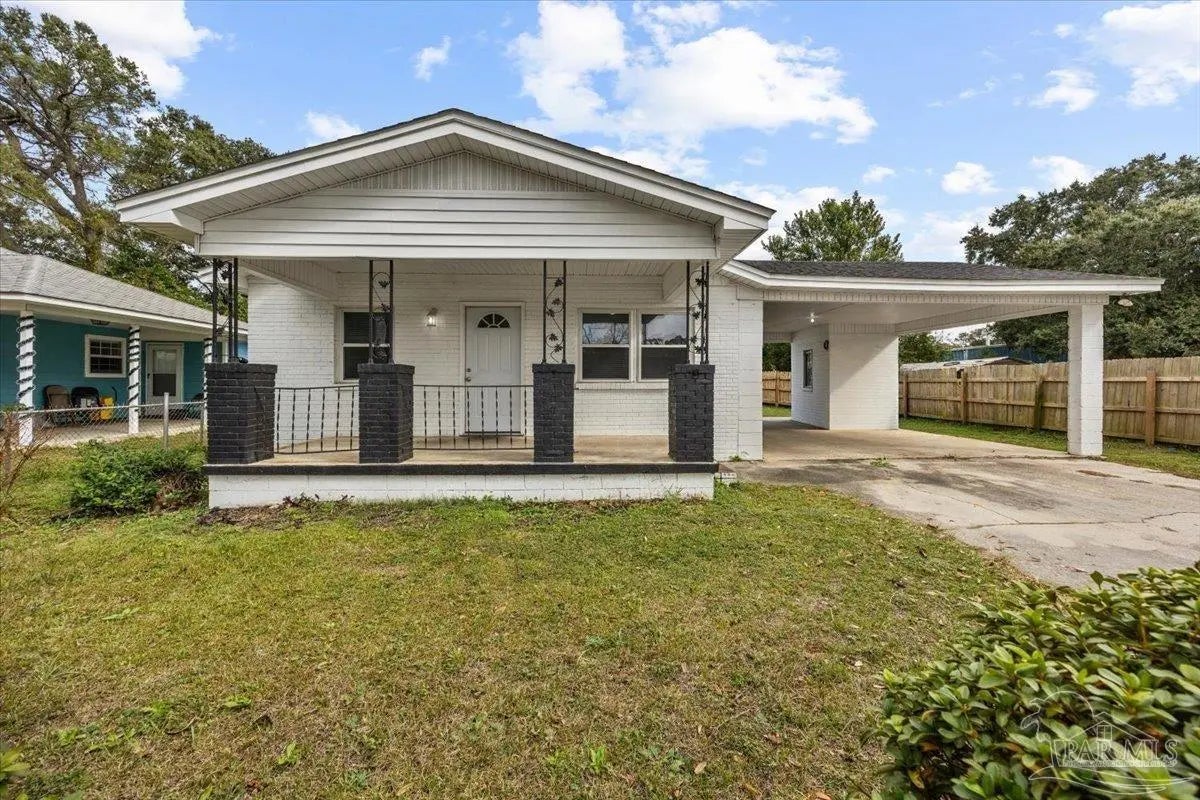 Photo of Listing #675348