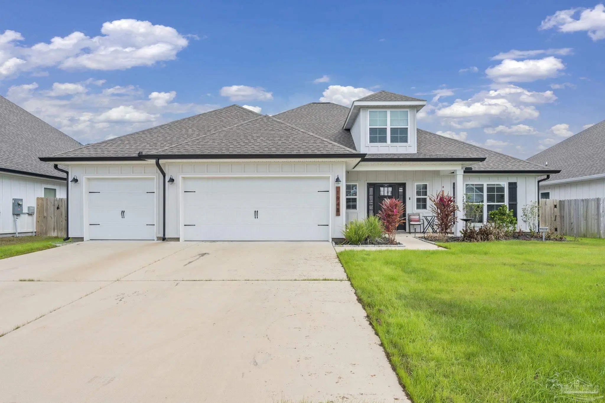 Photo of Listing #676399