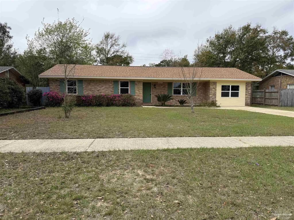 7845 Le Jeune Dr, Pensacola