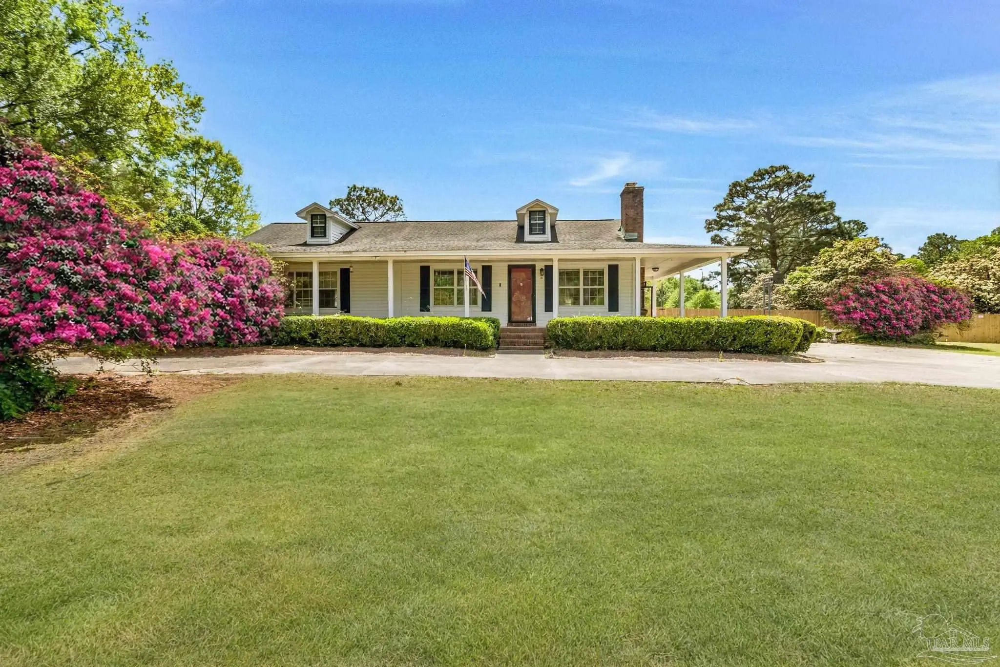 Photo of Listing #680630