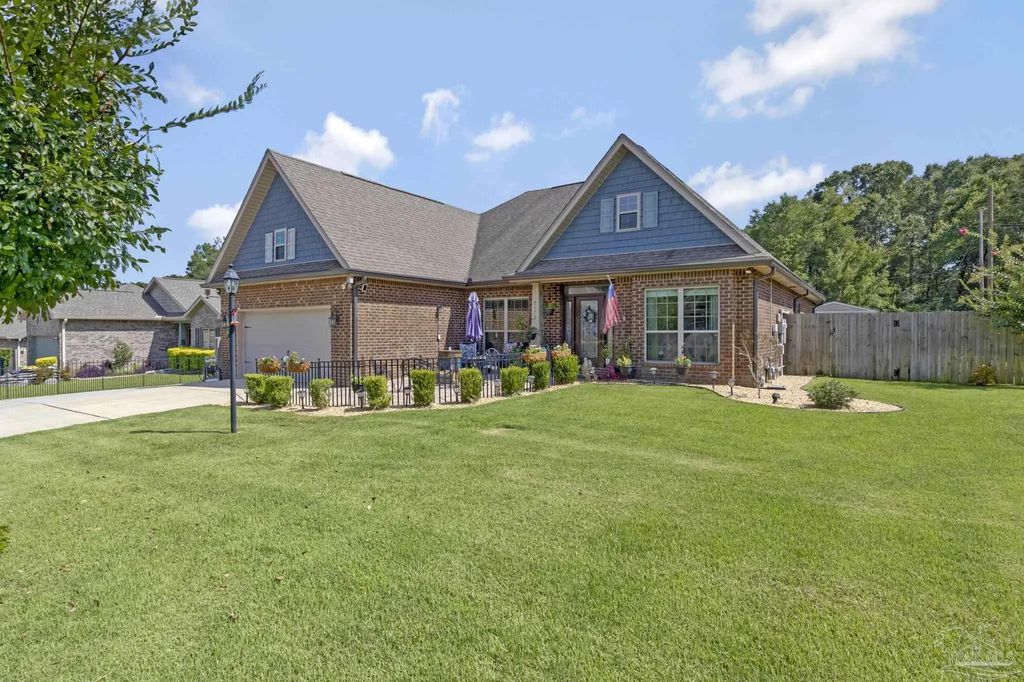 6771 Cotter Dr, Milton