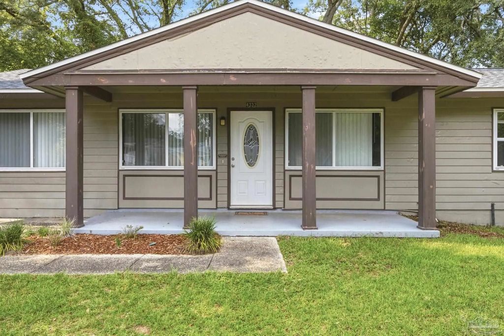 4332 Wycliff Dr, Pensacola