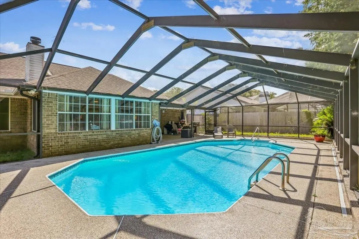 Photo of Listing #667497