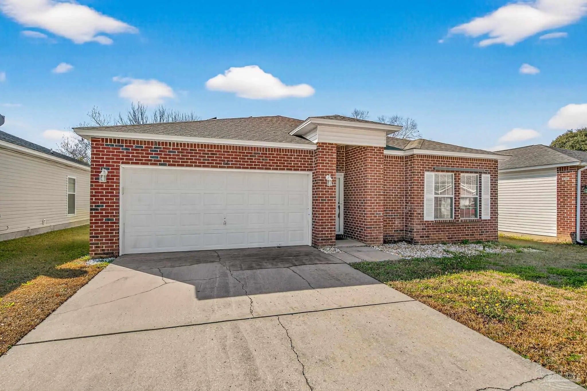 Photo of Listing #677717