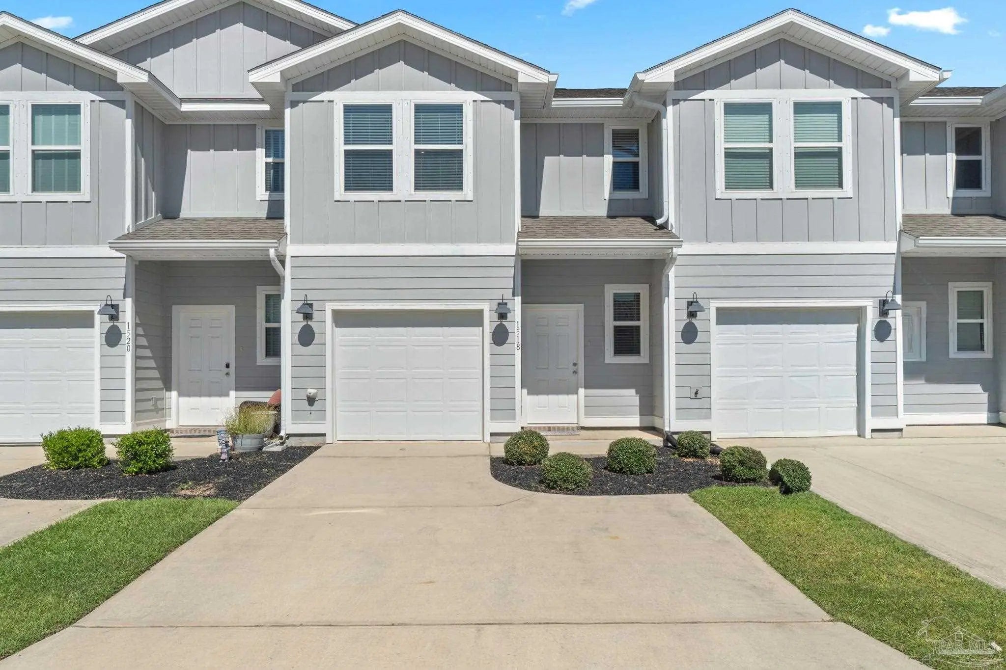 Photo of Listing #672742