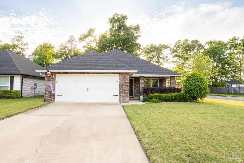 5614 Dunridge Dr, Pace